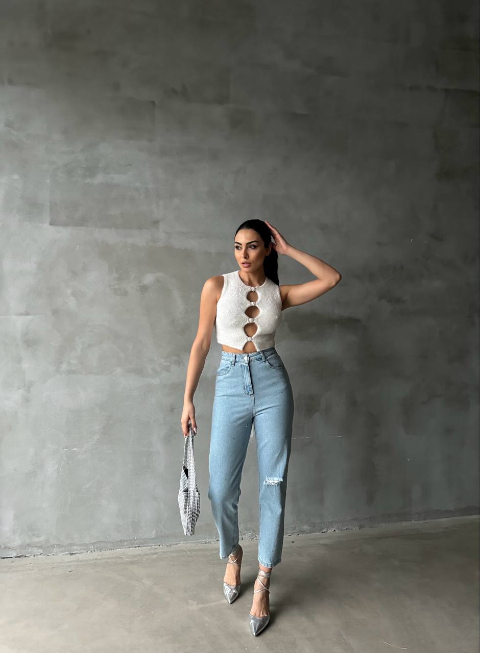 Carrot cut high waist jeans