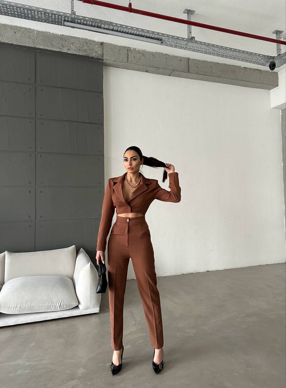 High waist brown formal suit