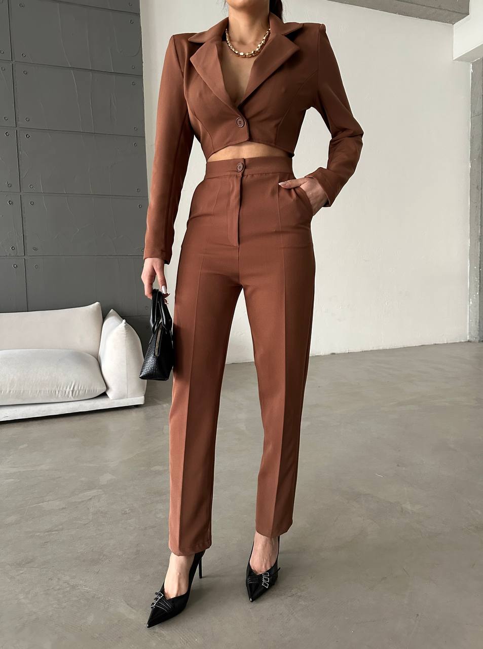 High waist brown formal suit