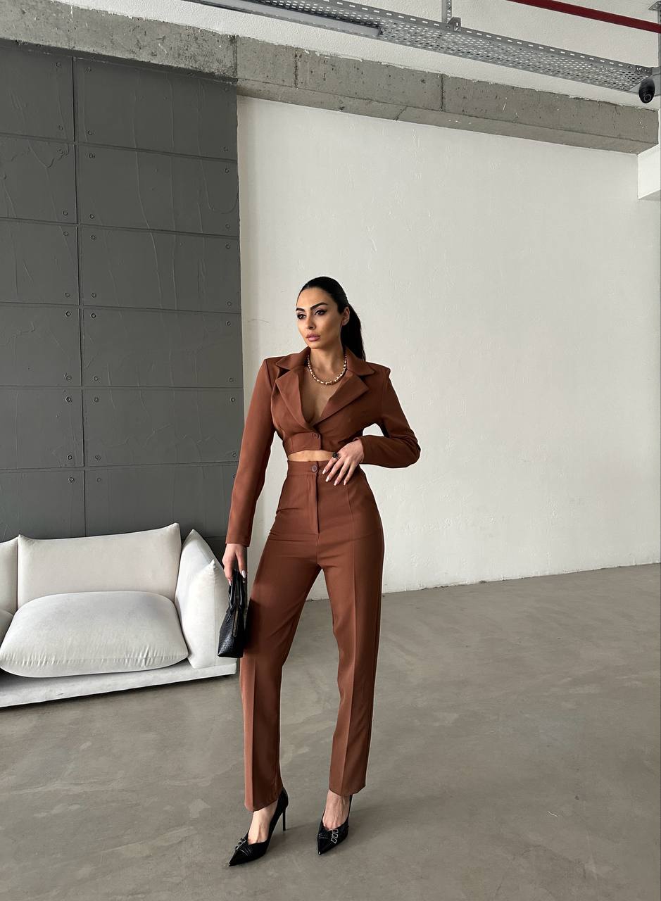 High waist brown formal suit