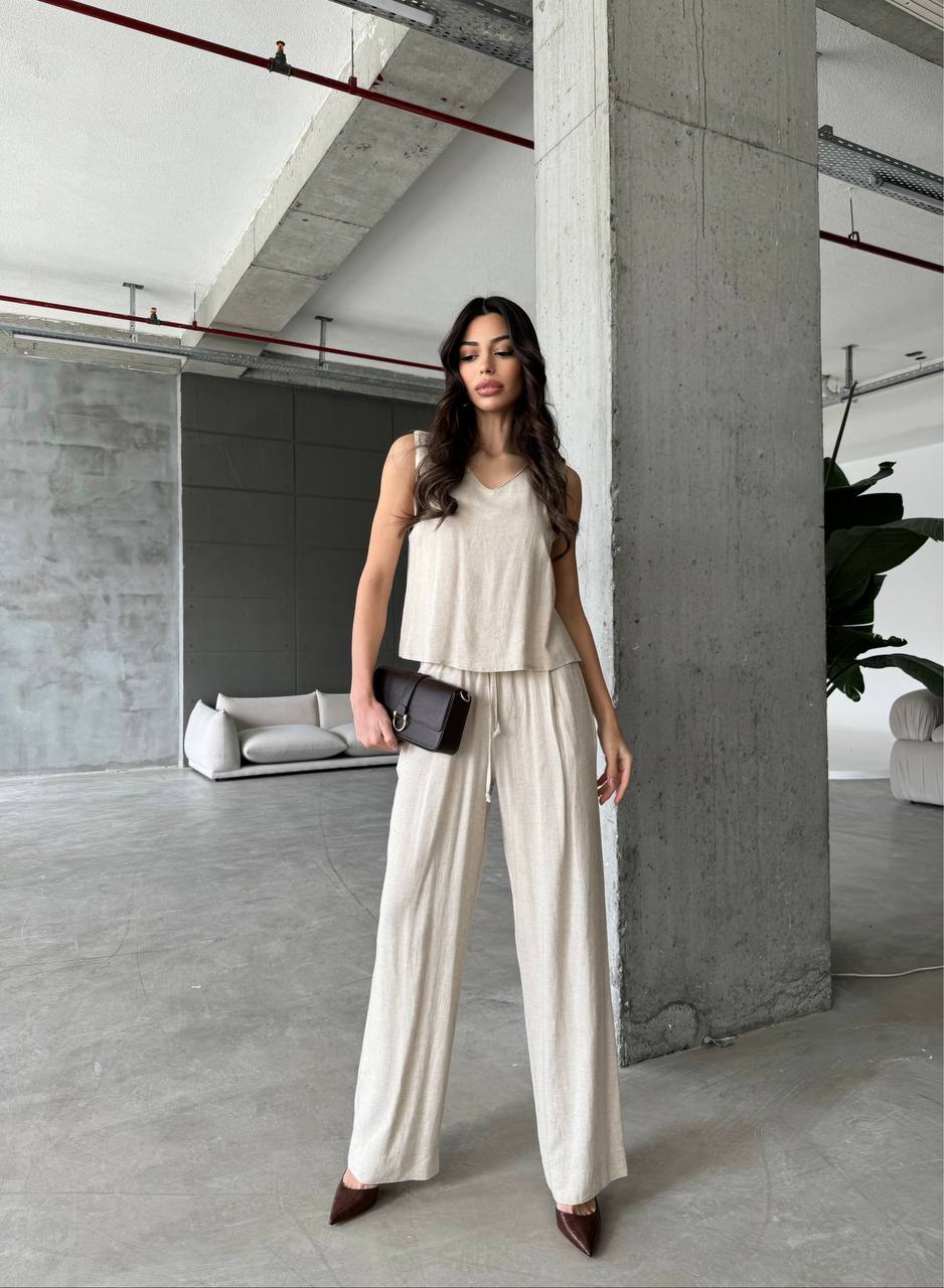 Linen sleeveless off-white set