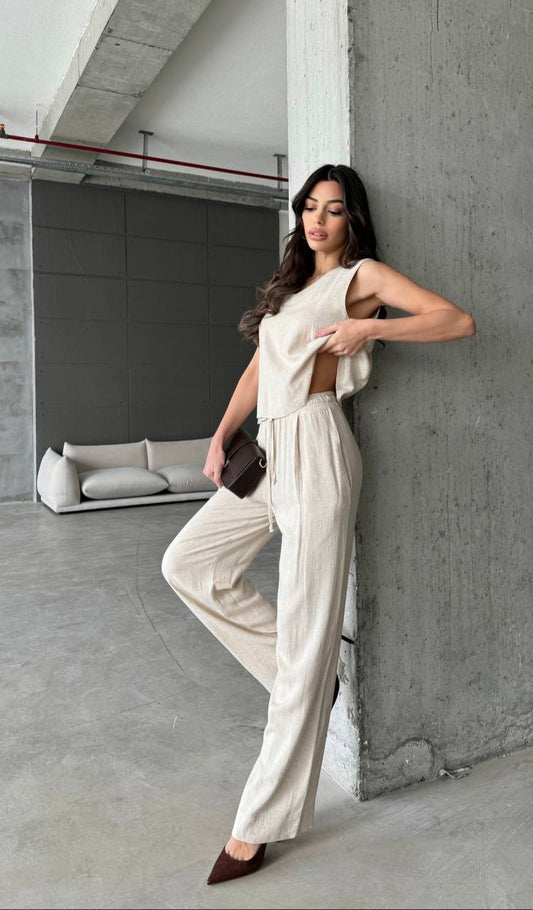 Linen sleeveless off-white set